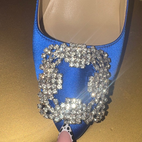 Manolo Blahnik Royal Blue Satin Heels with Crystal Embellishment - Picture 12 of 16
